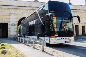 Setra 83+2